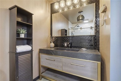 Stunning 2 story condo Nestled in the Heart of Pittsburgh's - photo 42