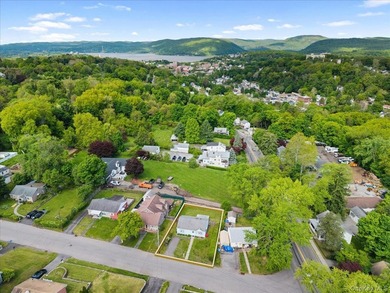 Set on a quiet cul-de-sac in one of the area's most convenient - photo 2
