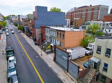Rare investment and development opportunity in the heart of - photo 7