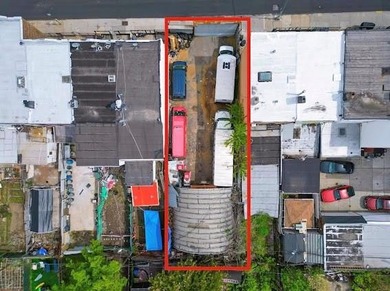 Rare investment and development opportunity in the heart of - photo 10