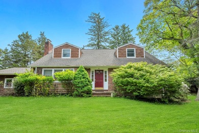 Welcome to this exceptional Expanded Cape home in desirable - photo 4