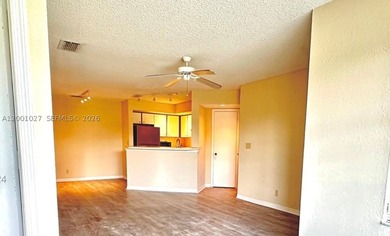 Welcome to this well-maintained condo in a convenient Margate - photo 5