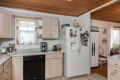 Who's been dreaming of riverfront living? This beautiful - photo 11