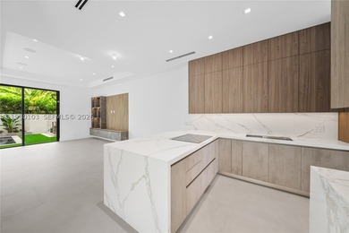 NEW CONSTRUCTION WALKING DISTANCE FROM CORAL GABLES FINANCIAL - photo 14