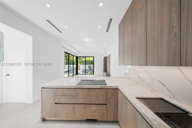 NEW CONSTRUCTION WALKING DISTANCE FROM CORAL GABLES FINANCIAL - photo 16