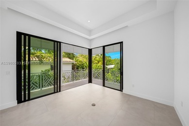 NEW CONSTRUCTION WALKING DISTANCE FROM CORAL GABLES FINANCIAL - photo 27