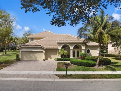 (private lake, pond, coastal) Home For Sale in West Palm Beach Florida