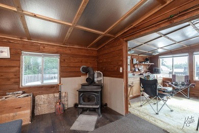 Who's been dreaming of riverfront living? This beautiful - photo 36