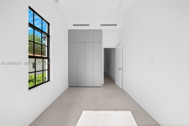 NEW CONSTRUCTION WALKING DISTANCE FROM CORAL GABLES FINANCIAL - photo 37