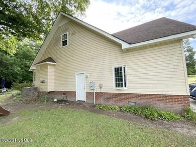 Enjoy coastal living in this beautifully maintained home - photo 41