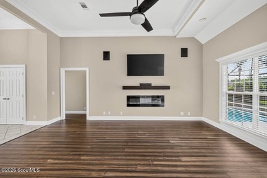 Live the lifestyle you've been dreaming of in the gated golf - photo 5