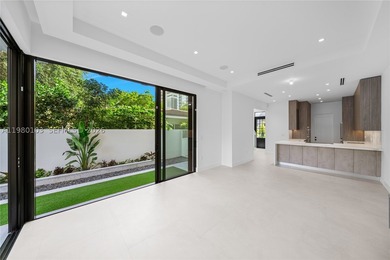 NEW CONSTRUCTION WALKING DISTANCE FROM CORAL GABLES FINANCIAL - photo 45