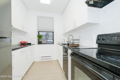 Welcome to 1160 Richmond Rd Unit 4G, a newly renovated, spacious - photo 8
