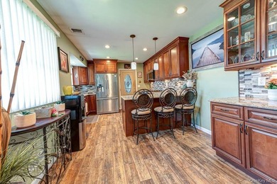 Welcome to this meticulously maintained three bedroom, one bath - photo 9
