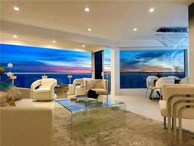 Escape to an exquisite, fully furnished oceanfront retreat that - photo 1
