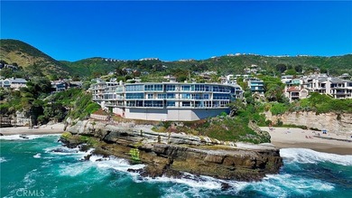Escape to an exquisite, fully furnished oceanfront retreat that - photo 2