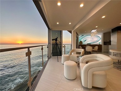 Escape to an exquisite, fully furnished oceanfront retreat that - photo 3
