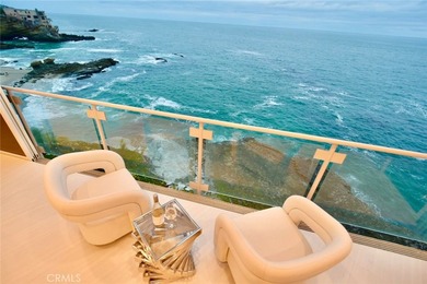 Escape to an exquisite, fully furnished oceanfront retreat that - photo 4