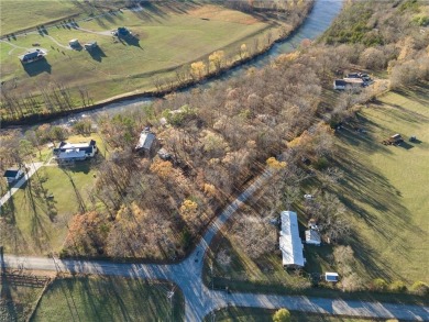 Lake Commercial For Sale in Berryville, Arkansas