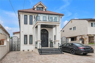 WELCOME TO 360 WHITMAN DR AN ARCHITECTURAL MASTERPIECE IN - photo 3