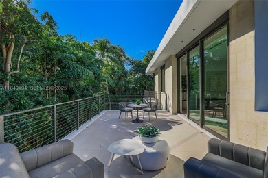 Nestled within the exclusive, gated community of Ye Little Wood - photo 14