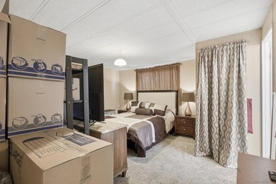 Deeply reduced and PRICED TO SELL! Welcome to easy, resort-style - photo 14