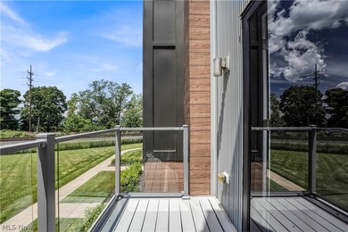 Welcome to one of the most private and well-positioned townhomes - photo 16
