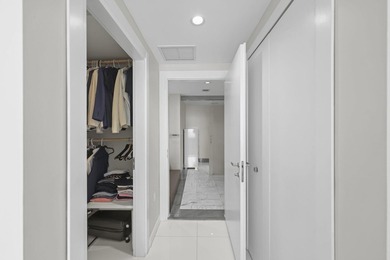 Welcome to Residence 3909 at the prestigious Epic Residences - photo 18