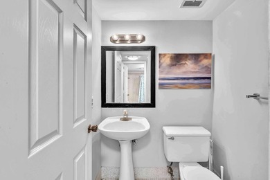 Ideally located in the heart of Boca Raton, 100 Royal Palm Way - photo 21