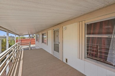 Deeply reduced and PRICED TO SELL! Welcome to easy, resort-style - photo 30