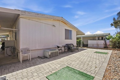 Deeply reduced and PRICED TO SELL! Welcome to easy, resort-style - photo 32