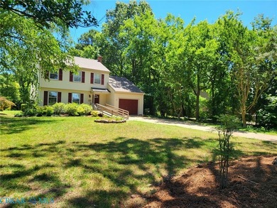 Welcome home! Custom built one owner loved home in the - photo 1