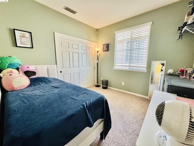 Your Dream Home.4 bedrooms 2.5 Baths, Escape the Busy City Life - photo 11