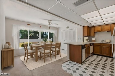 This ground-floor 2-bedroom, 2-bathroom condo is fully furnished - photo 20