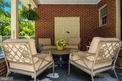 Charming brick ranch with mid-century flair just minutes from - photo 3