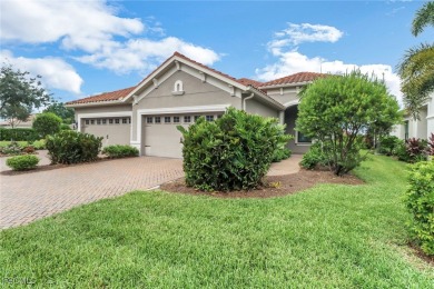 Lake Home For Sale in Fort Myers, Florida