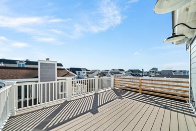 Welcome to The View at Smugglers Cove, an exceptional bay-side - photo 32