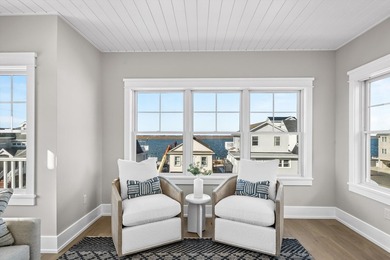 Welcome to The View at Smugglers Cove, an exceptional bay-side - photo 37