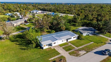 Quadruplex with Metal Roof and is Located in a good Rental Area - photo 2