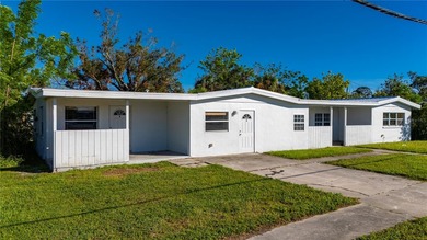 Quadruplex with Metal Roof and is Located in a good Rental Area - photo 5