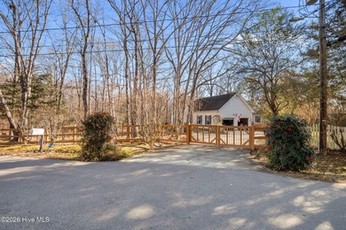 Welcome to your own private retreat. This expansive 4-bedroom