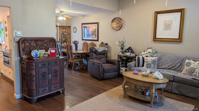 Welcome to this good looking 5 bedroom, 3 level colonial which - photo 16