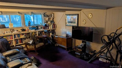 Welcome to this good looking 5 bedroom, 3 level colonial which - photo 21