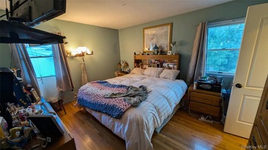 Welcome to this good looking 5 bedroom, 3 level colonial which - photo 22