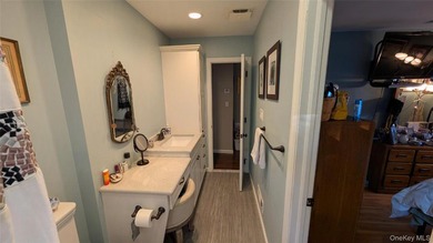Welcome to this good looking 5 bedroom, 3 level colonial which - photo 23