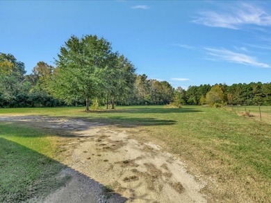 Offering $5,000 towards buyers closing cost! Perfectly located - photo 4