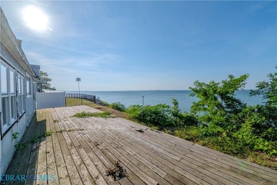 Rare opportunity to own a waterfront cottage overlooking the - photo 5