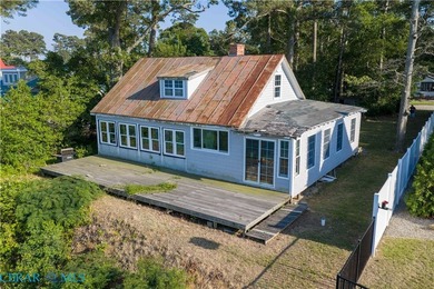 Rare opportunity to own a waterfront cottage overlooking the - photo 6