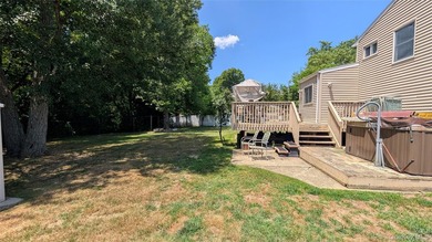 Welcome to this good looking 5 bedroom, 3 level colonial which - photo 29