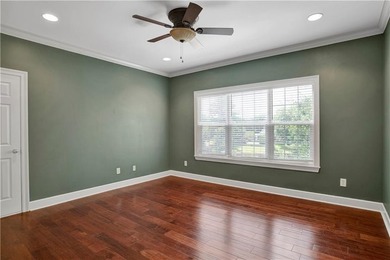 Experience the perfect blend of luxury, comfort, and outdoor - photo 33